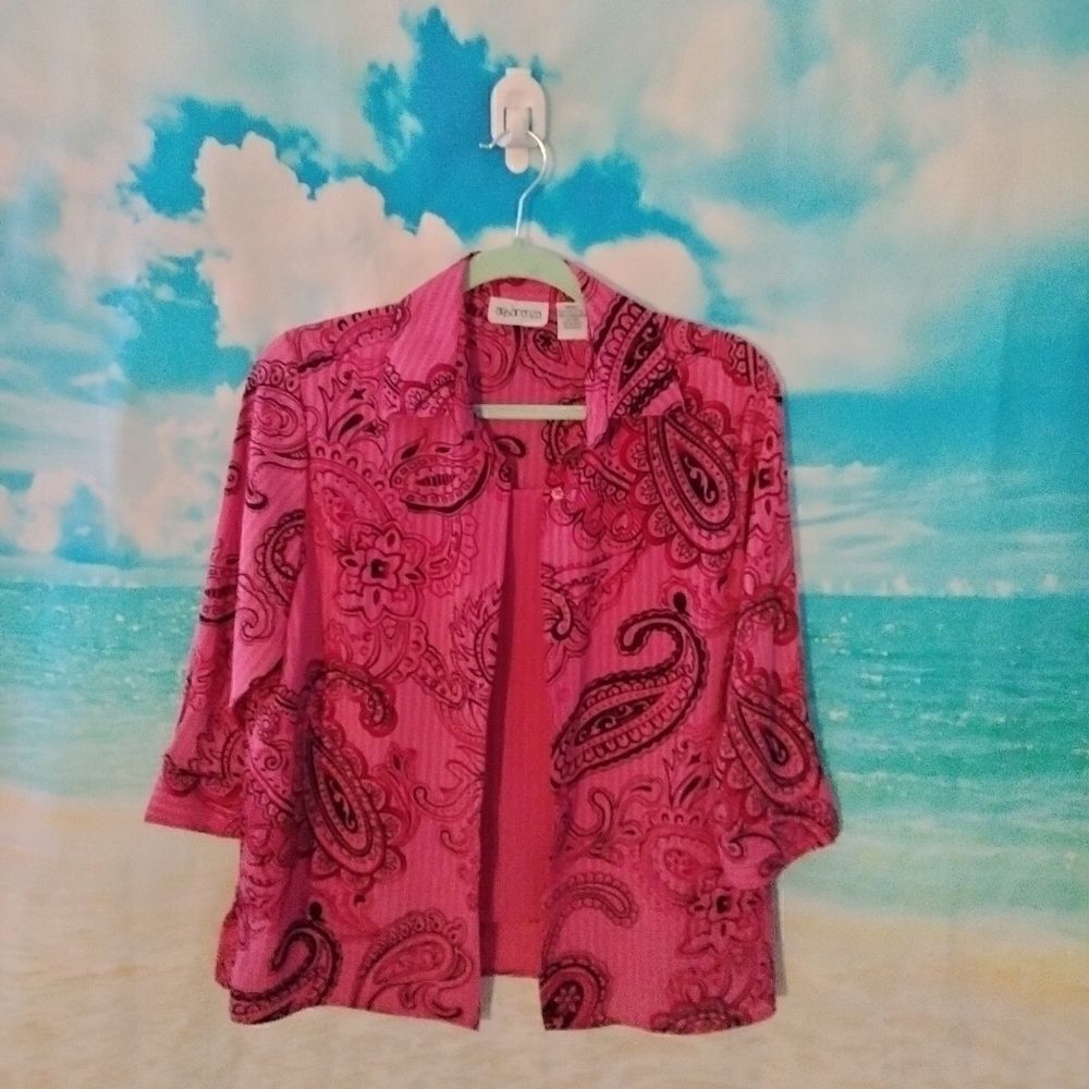 "Appanenza" Women's blouse.   
